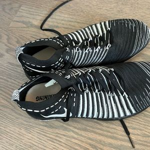 Women’s Nike Size 7 Like New